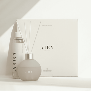 Luxury Blissful Harmony alcohol-free Japanese reed diffuser (180ml). Set includes frosted glass vessel, Kanazawa gardenia & green tea fragrance oil, and 5 premium reeds. Airy Fragrances gift packaging.